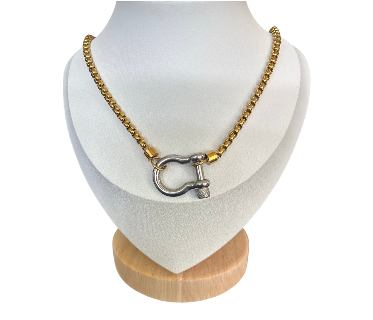 Amara Necklace