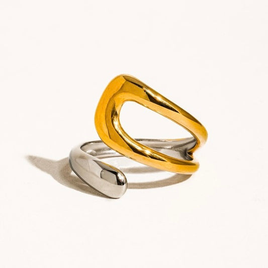 Lía Ring.