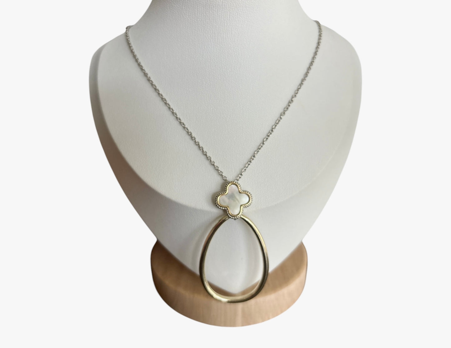 Clover Necklace.