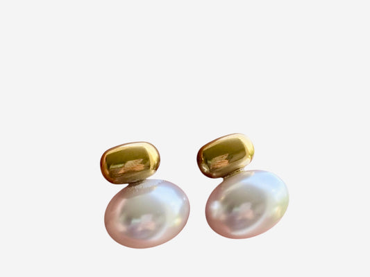 Perlita Studs