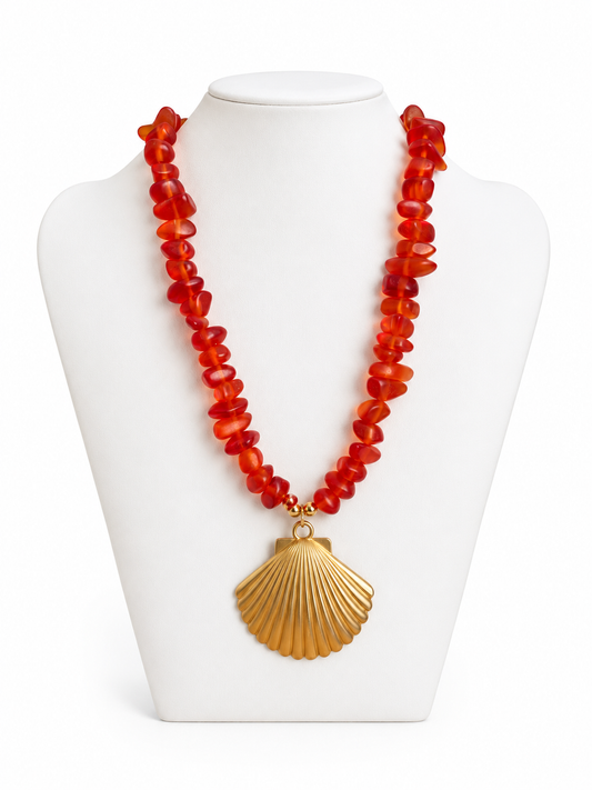 Concha Necklace .