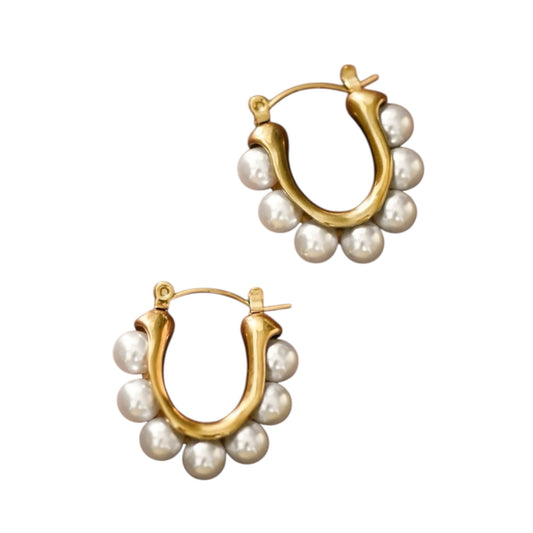 Perla Hoops.