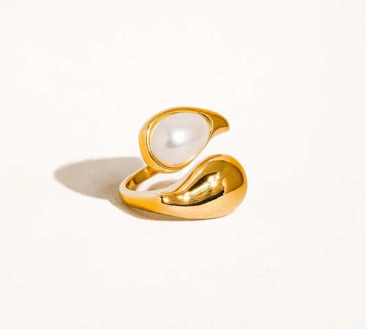 Perla Ring.